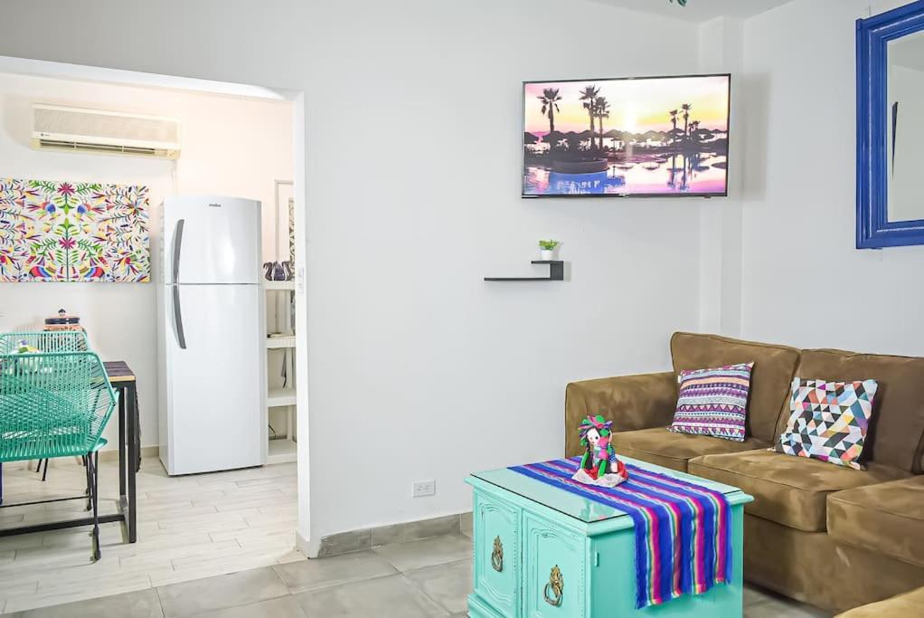 לה פז Downtown Beautiful 2Br Apartment Blocks From Beach #5 מראה חיצוני תמונה